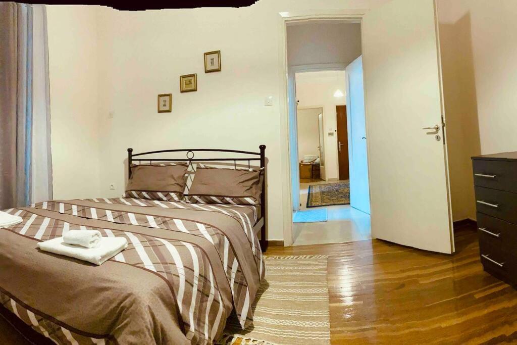 B&J City Center Apartment กาลามาตา ภายนอก รูปภาพ